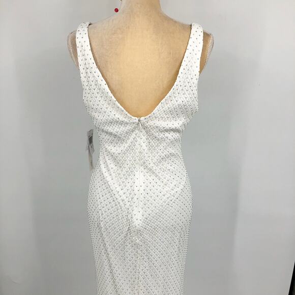 AQUA FORMAL Women's Rhinestone Embellished Fishnet Gown Size 12 Ivory NWT - Picture 12 of 16